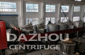 全自動(dòng)刮刀離心機(jī)